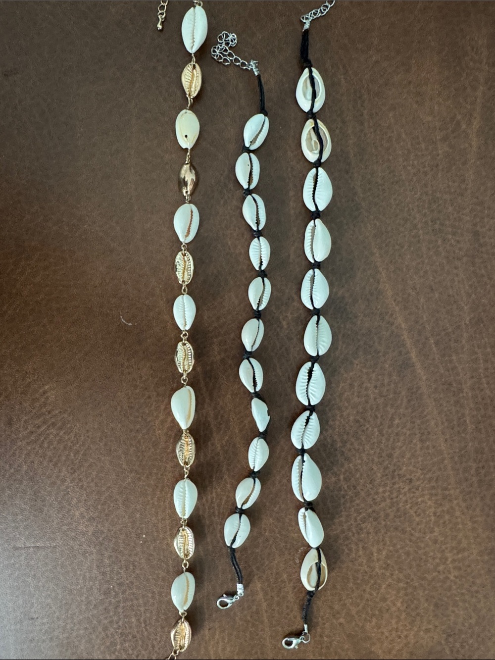 Shell Bead Women's Necklace (Set of 3) - White and Gold